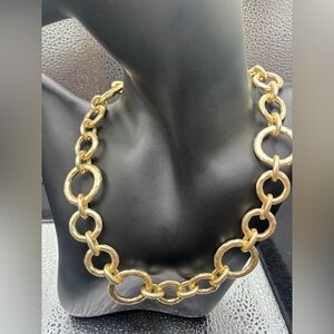Elegant Gold Chain Necklace